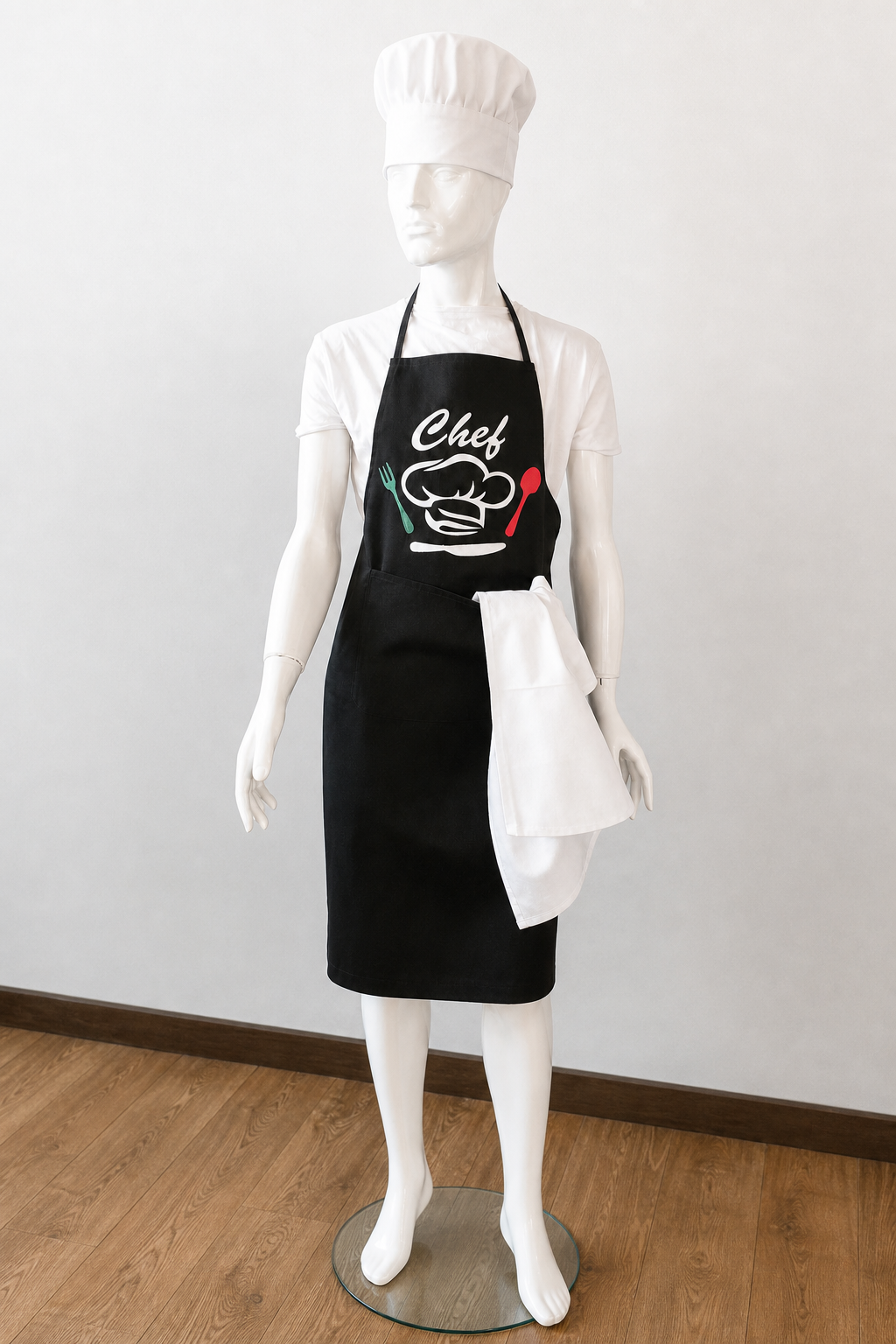 Grembiule nero personalizzato con logo Chef su manichino